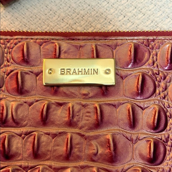 Brahmin pink color wristlet - Picture 2 of 9